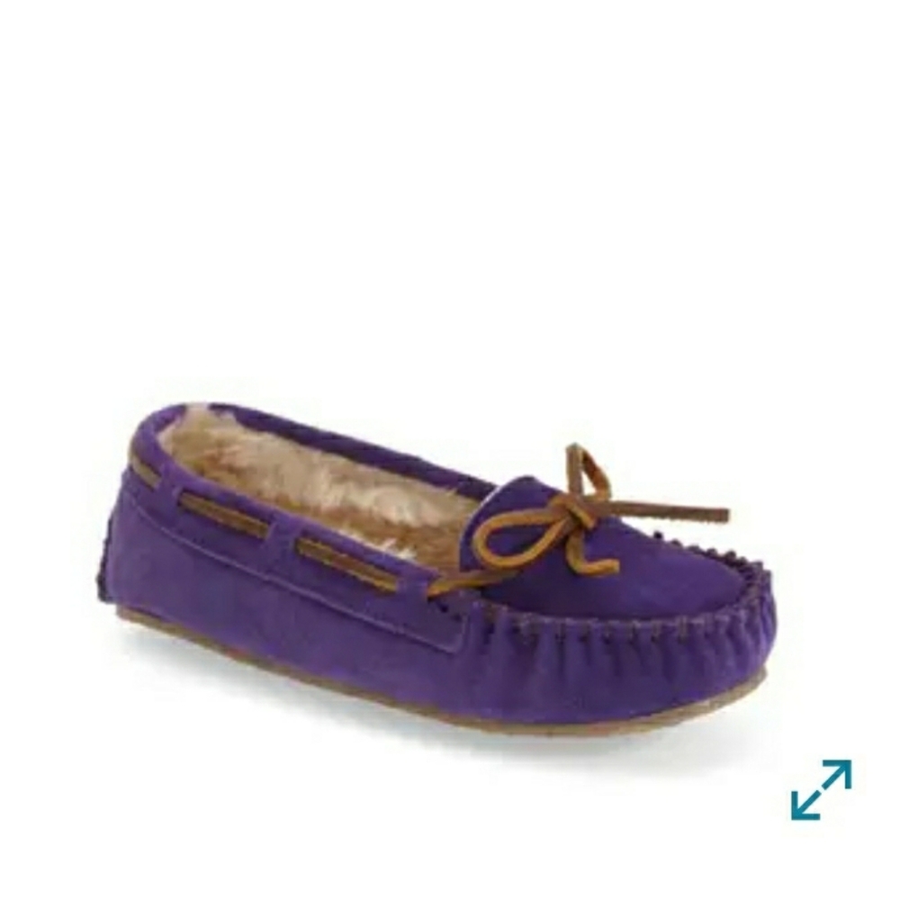 Minnetonka Purple Cassie Slippers